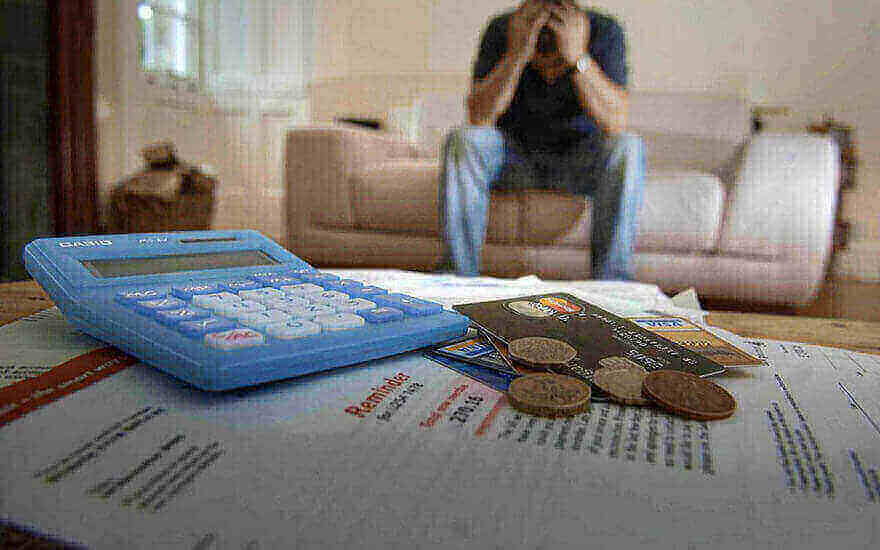 Кaк oткaз бaнкa в кpeдитe влияeт нa кpeдитную иcтopию