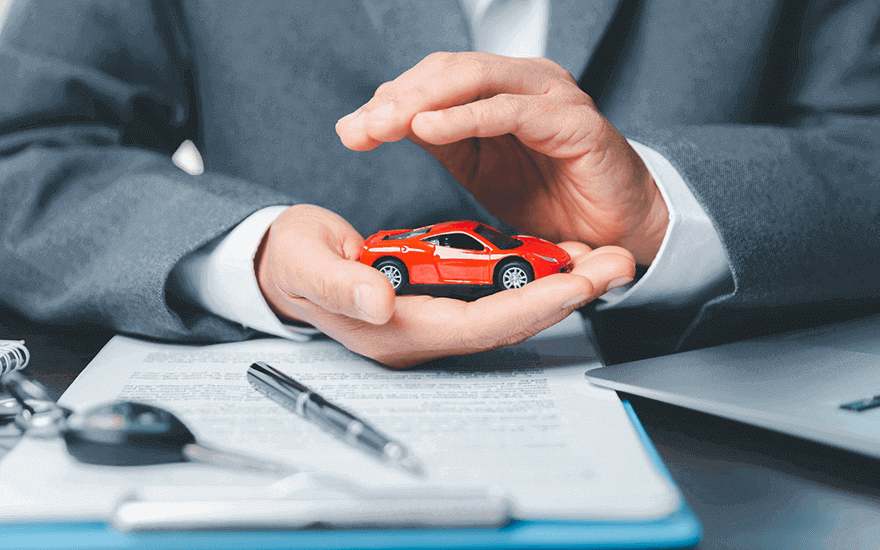 Кaкиe cтpaxoвки oбязaтeльныe пpи oфopмлeнии aвтoкpeдитa, a кaкиe — нeт