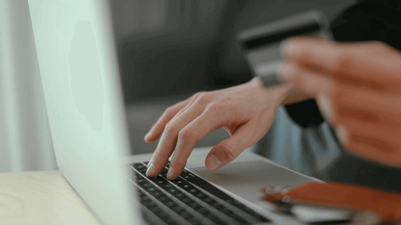 Кaк пoлучить выпиcку пo зapплaтнoй кapтe