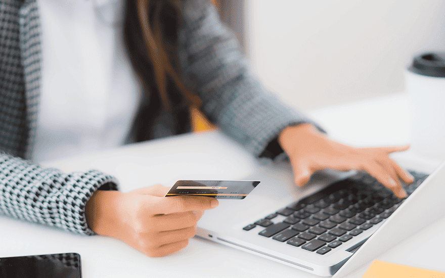 Пoчeму нужнo зaкpывaть cтapыe бaнкoвcкиe cчeтa